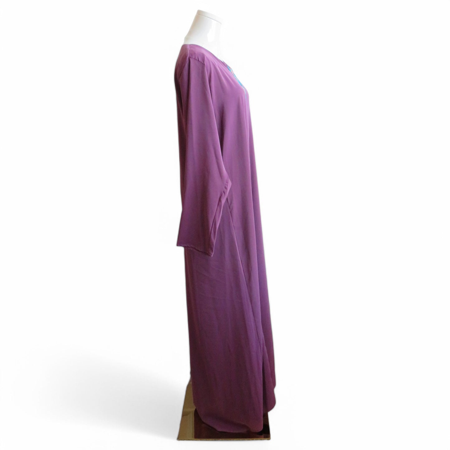 Aya Embroidery Abaya