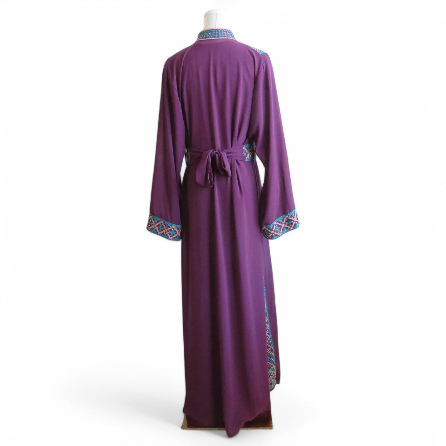 Aya Embroidery Abaya
